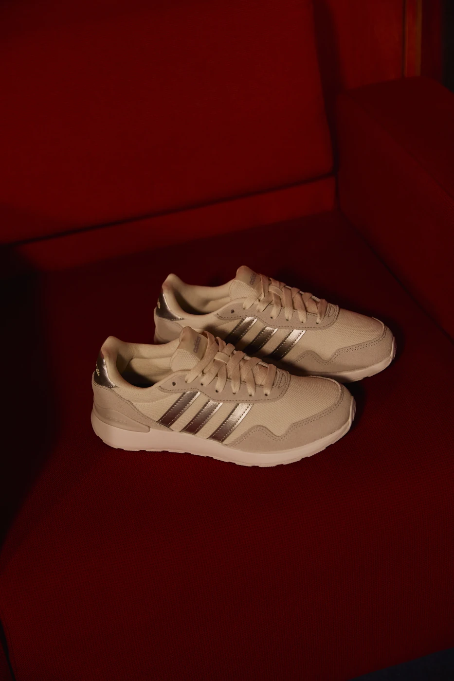 ZAPATILLAS MUJER ADIDAS URBANAS RUN 60s - 4