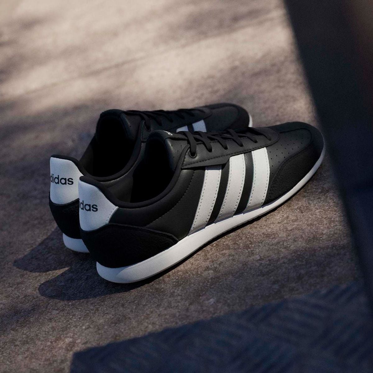 ZAPATILLAS URBANAS MUJER ADIDAS BARREDA LO SHOES - 5