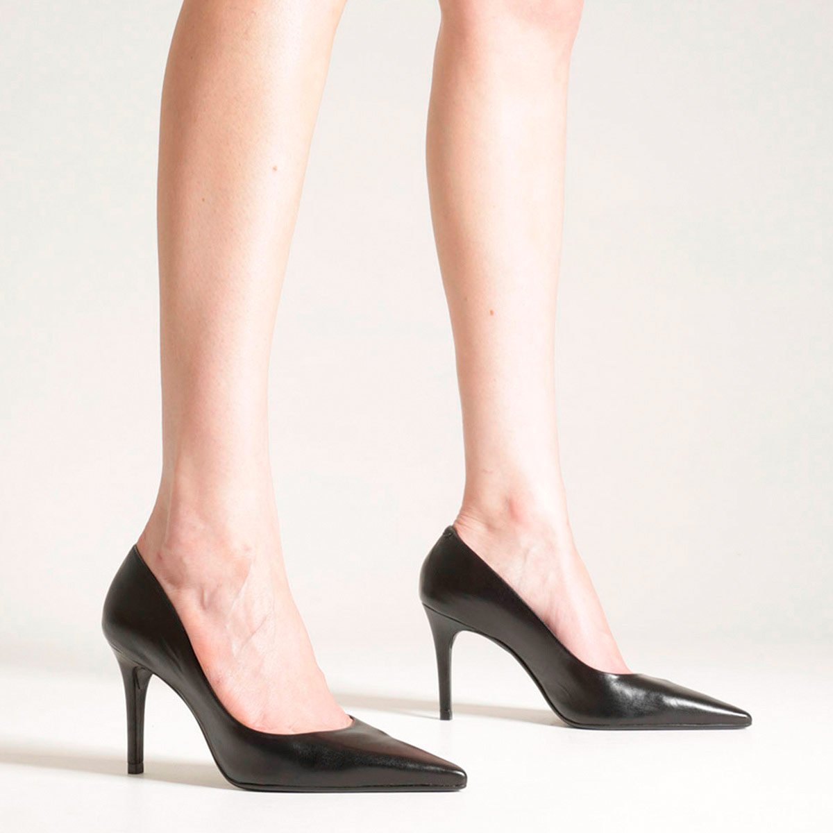 ZAPATOS DE VESTIR CUERO MUJER AREZZO NATURAL - 5