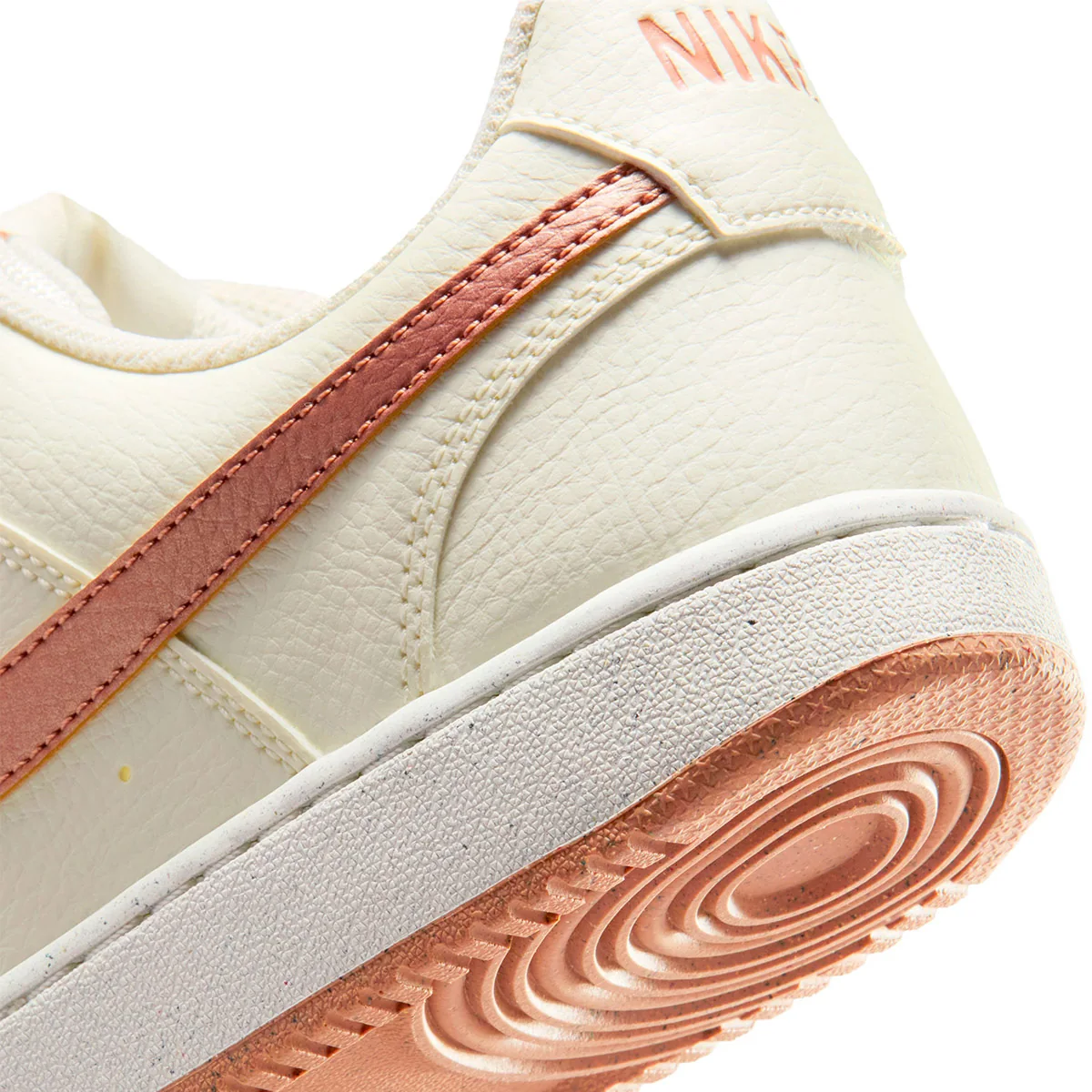 ZAPATILLAS MUJER NIKE URBANAS CREMA W NIKE COURT VISION LO NN - 5