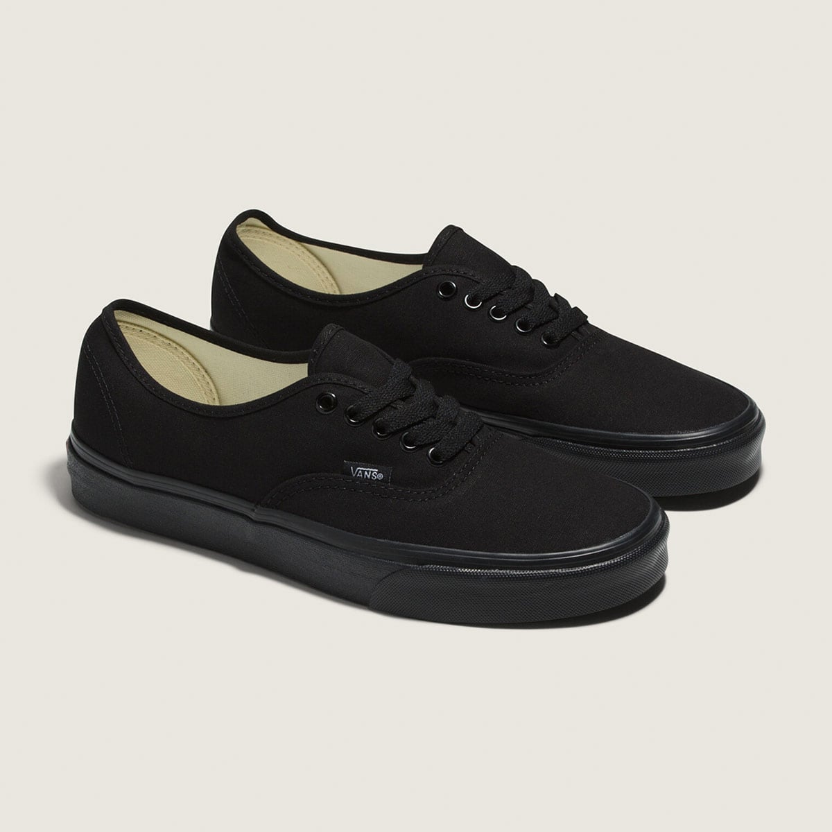 ZAPATILLAS MUJER VANS URBANAS NEGRO UA AUTH CUERO - 1