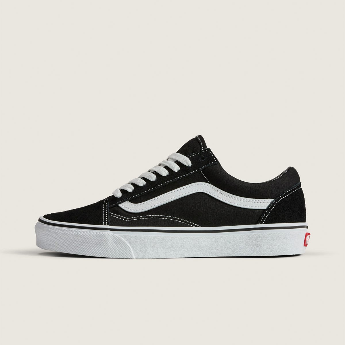 ZAPATILLAS MUJER VANS URBANAS NEGRO UA OLD SK CUERO - 2