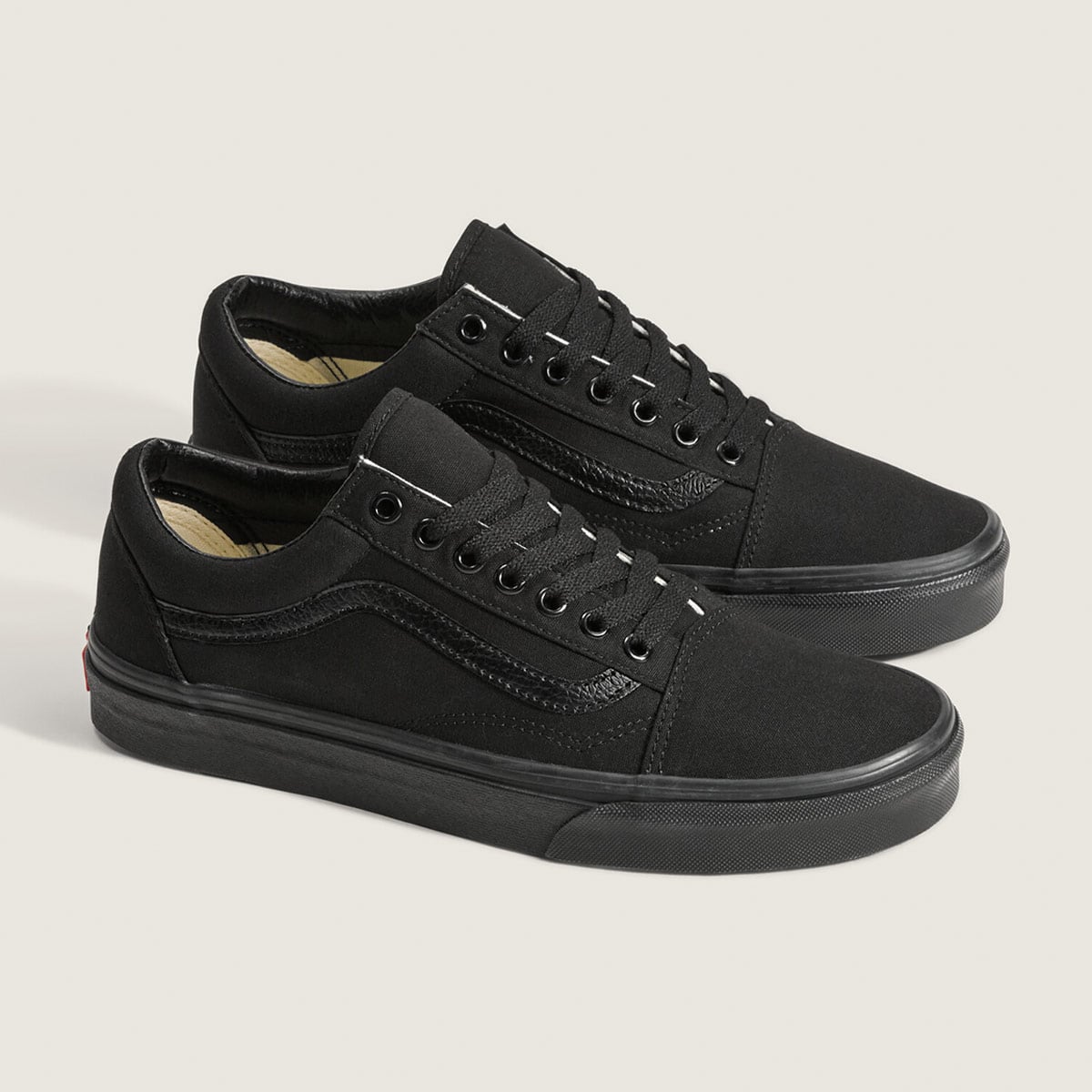 ZAPATILLAS MUJER VANS URBANAS NEGRO  UA OLD SK CUERO - 1