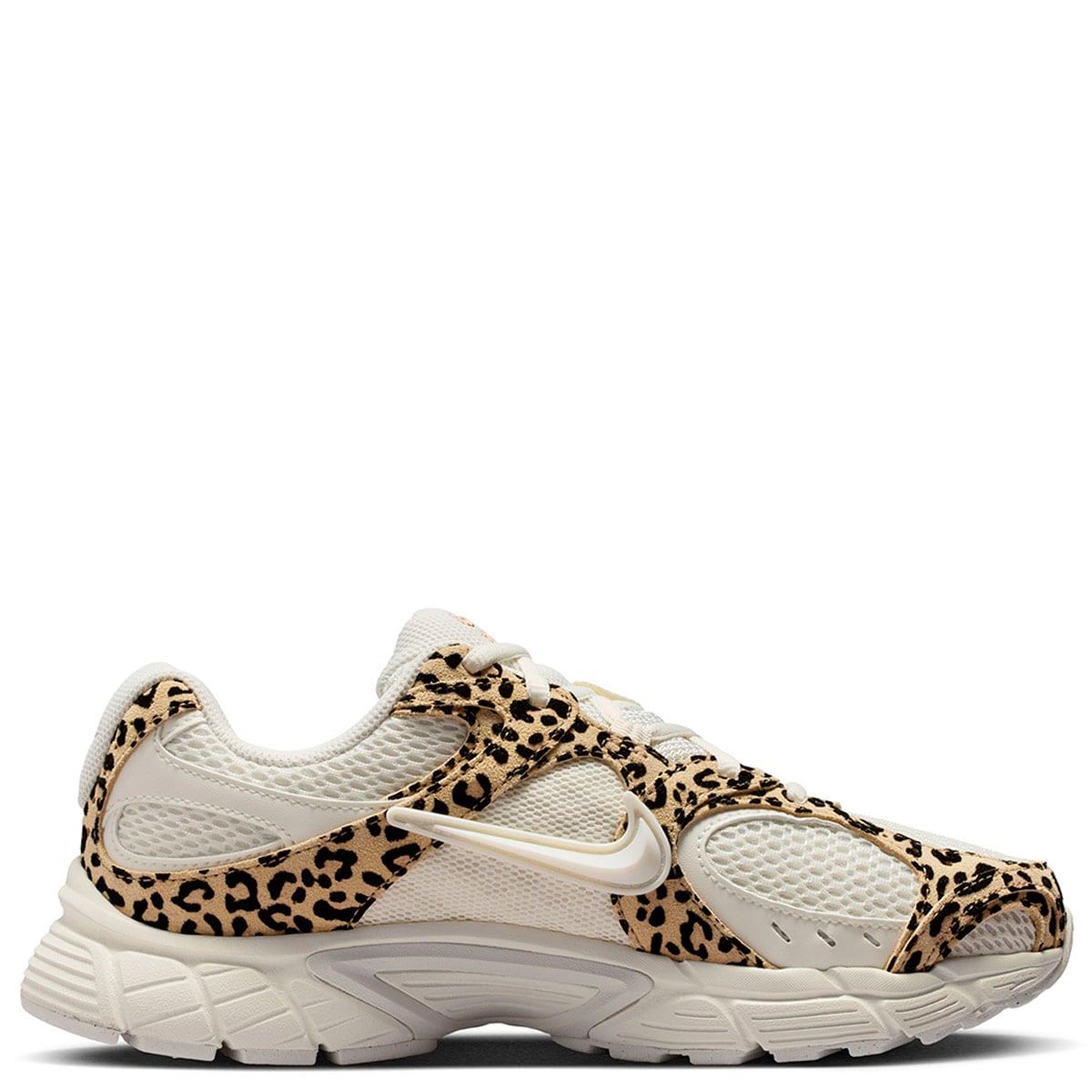 ZAPATILLAS MUJE NIKE URBANAS CREMA NIKE V5 RNR SUEDE - 1