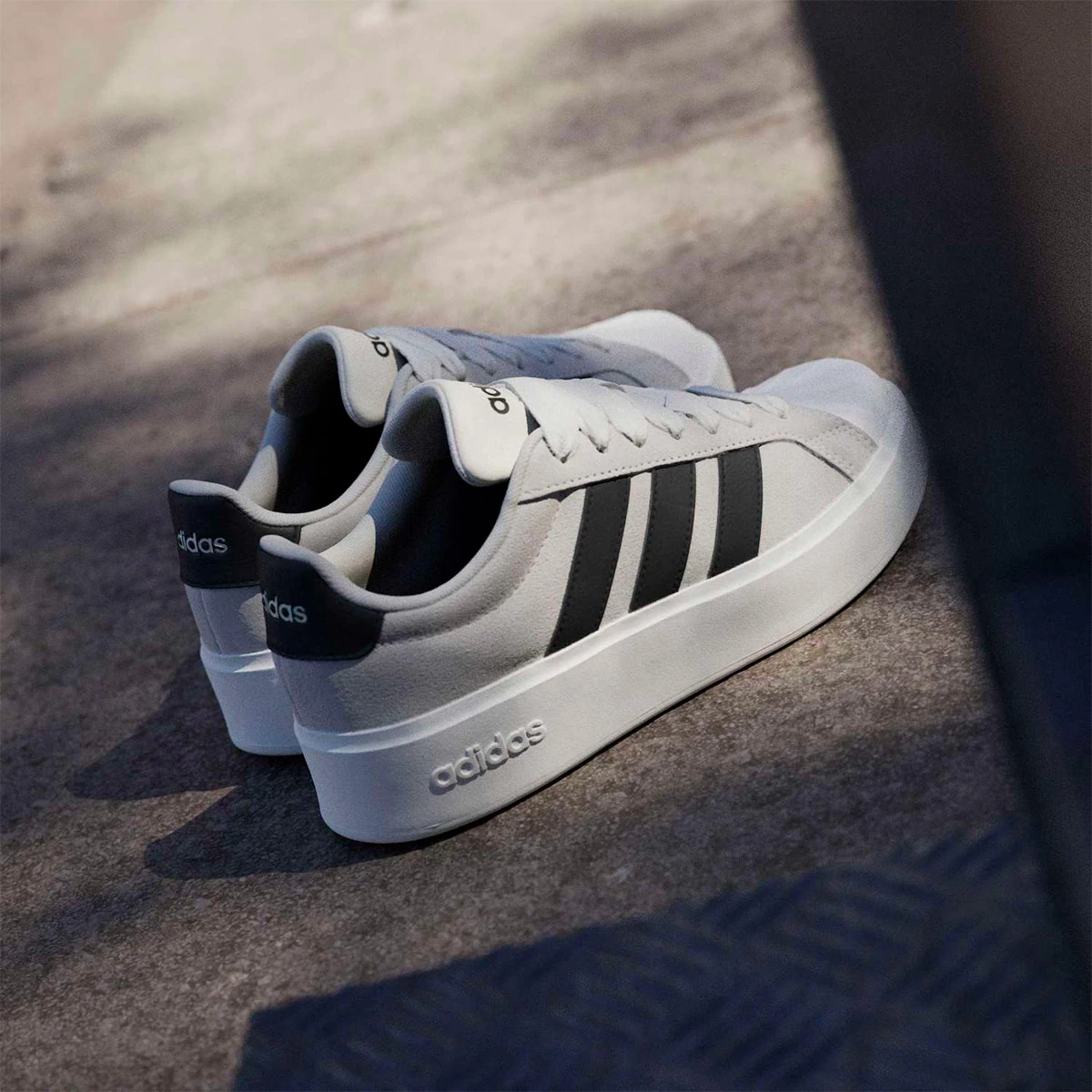 ZAPATILLAS MUJER ADIDAS URBANAS STREETTALK BOLD CUERO - 4