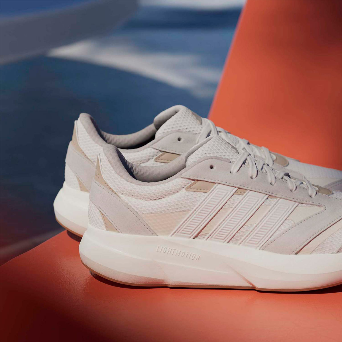 ZAPATILLAS MUJER ADIDAS URBANAS LIGHTSHIFT 2.0 CUERO - 4