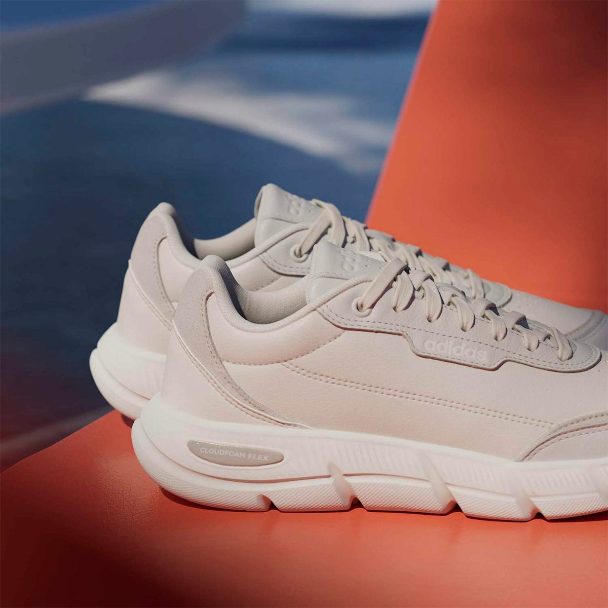 ZAPATILLAS MUJER ADIDAS URBANAS CLOUDFOAM FLEX SMART CUERO - 4