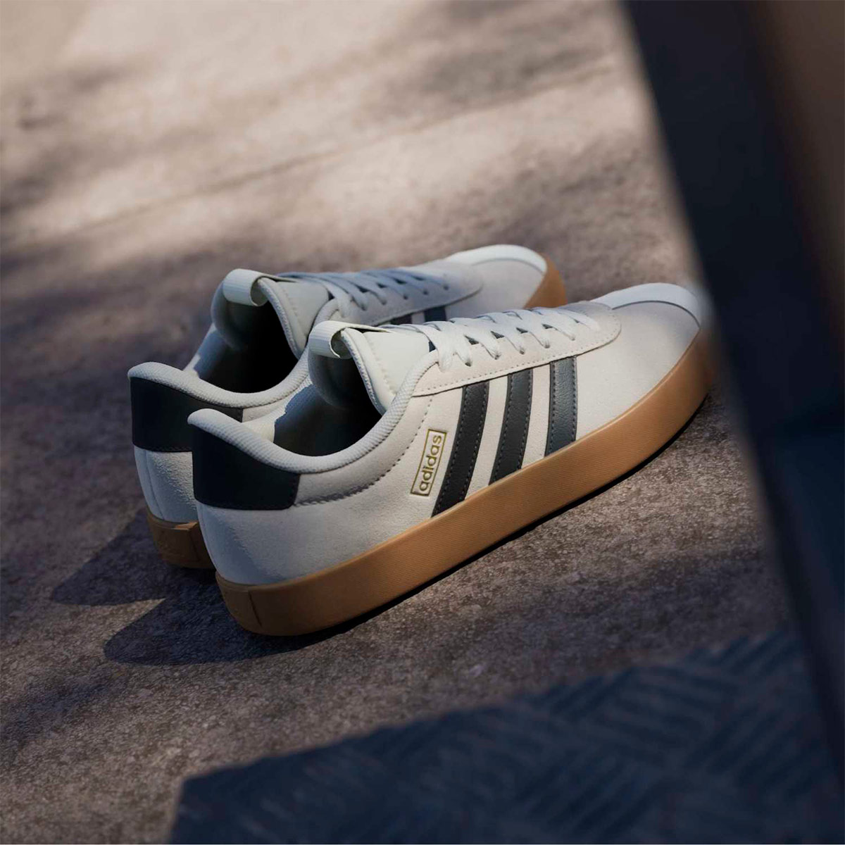 ZAPATILLAS MUJER ADIDAS URBANAS VL COURT 3.0 CUERO - 3