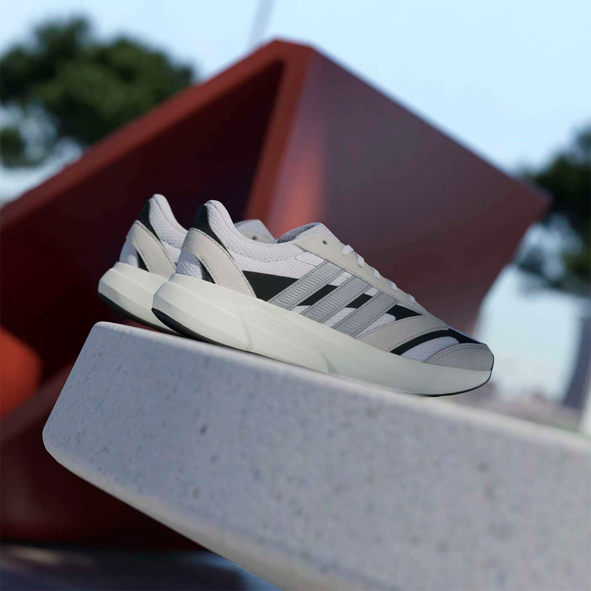 ZAPATILLAS MUJER ADIDAS URBANAS LIGHTSHIFT 2.0 CUERO - 3
