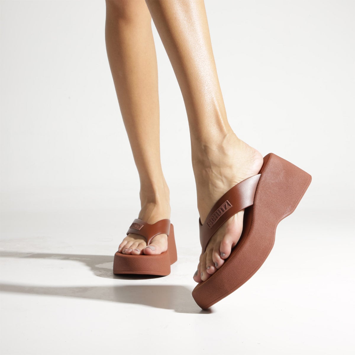 SANDALIAS MUJER SCHUTZ CHOCOLATE - 6