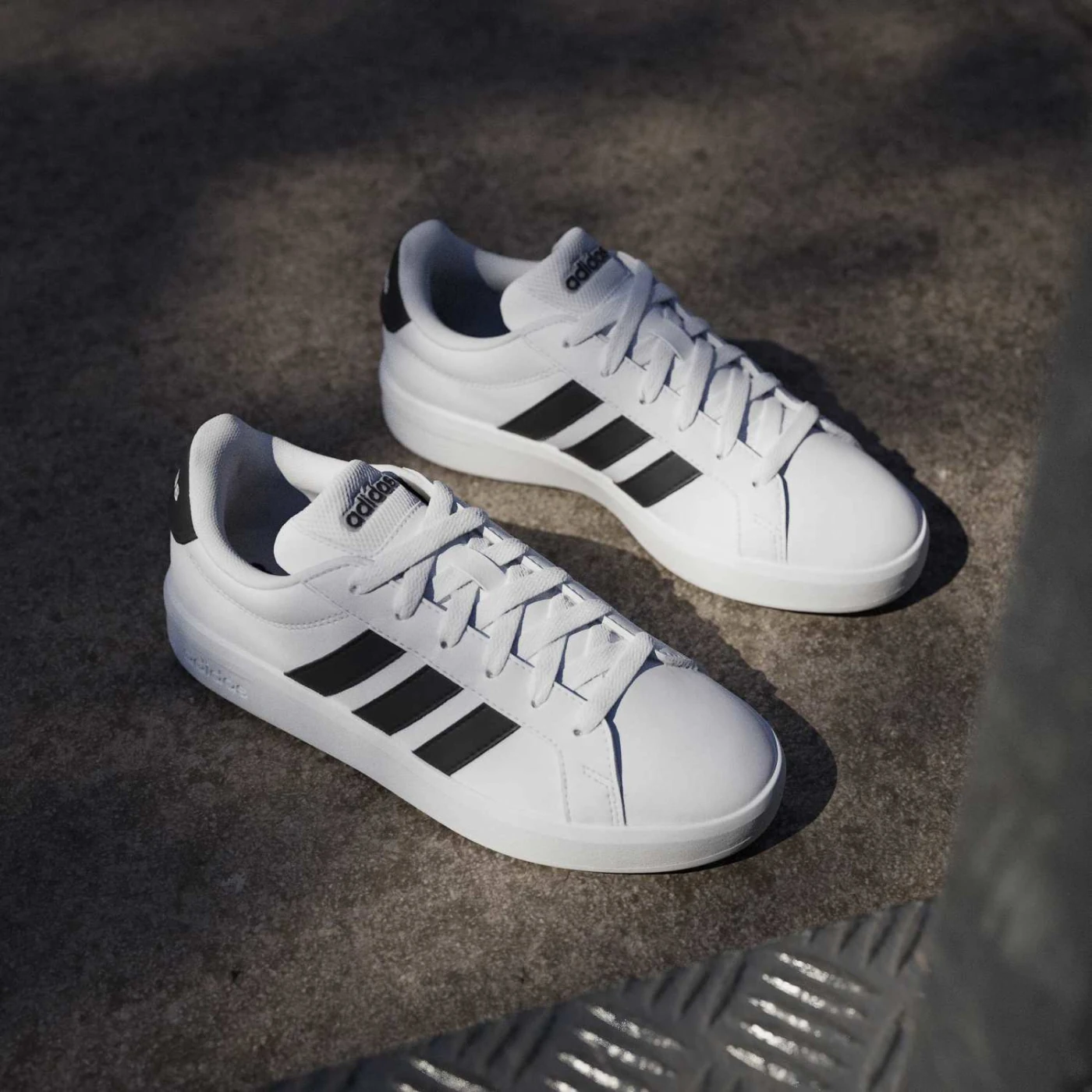 ZAPATILLAS  URBANAS JUVENIL ADIDAS GRAND COURT 3.0 - 3