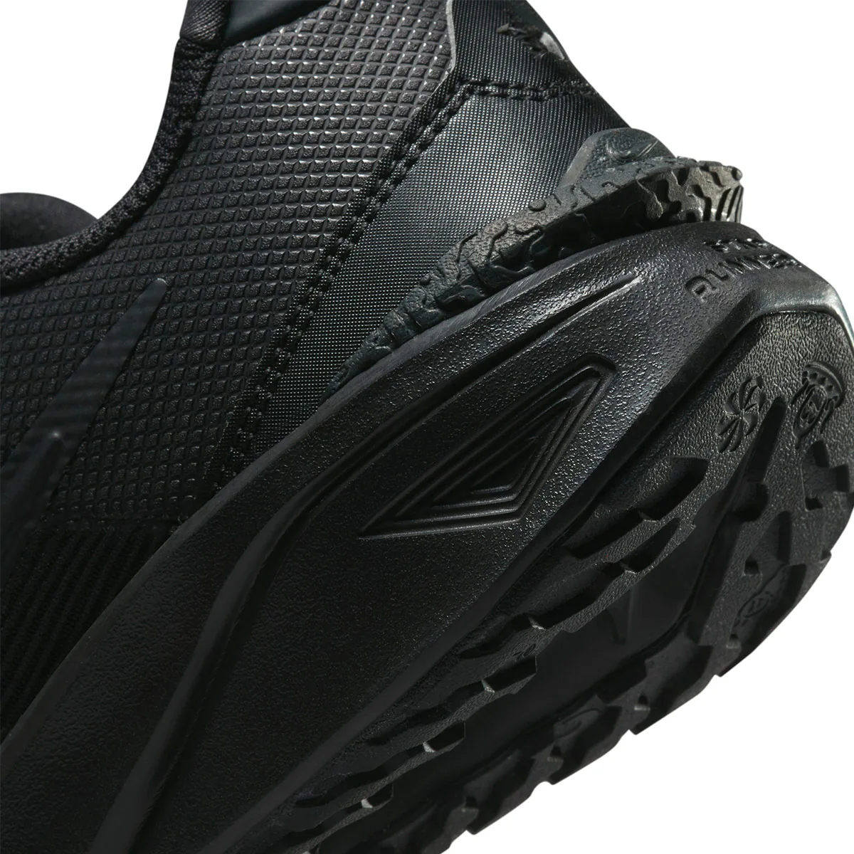 ZAPATILLAS NIÑO NIKE URBANAS NEGRO NIKE STAR RUNNER 4 - 5