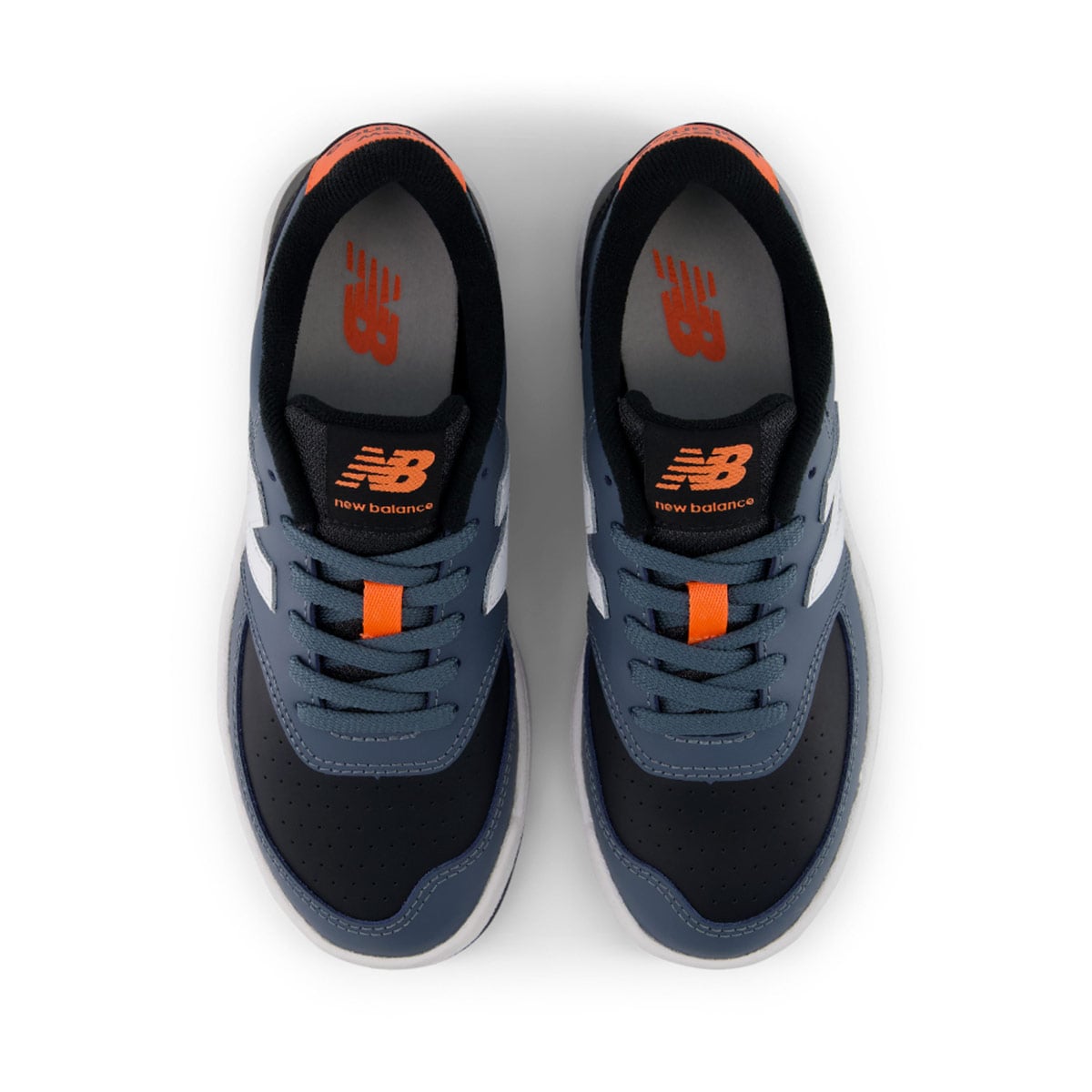 ZAPATILLAS URBANAS JUVENIL NEW BALANCE 8065 - 3