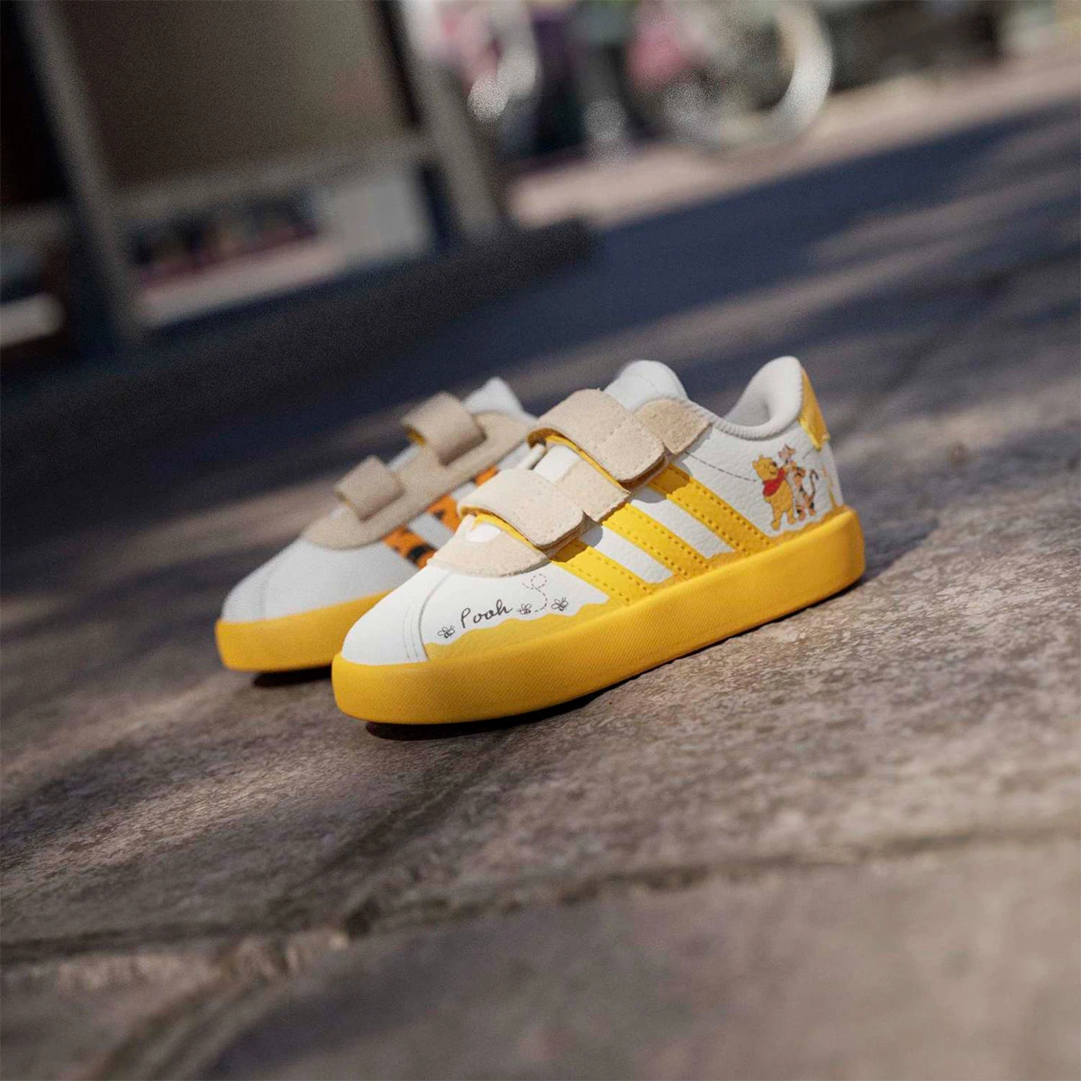 ZAPATILLAS NIÑO ADIDAS URBANAS DISNEY VL COURT 3.0 CUERO - 6