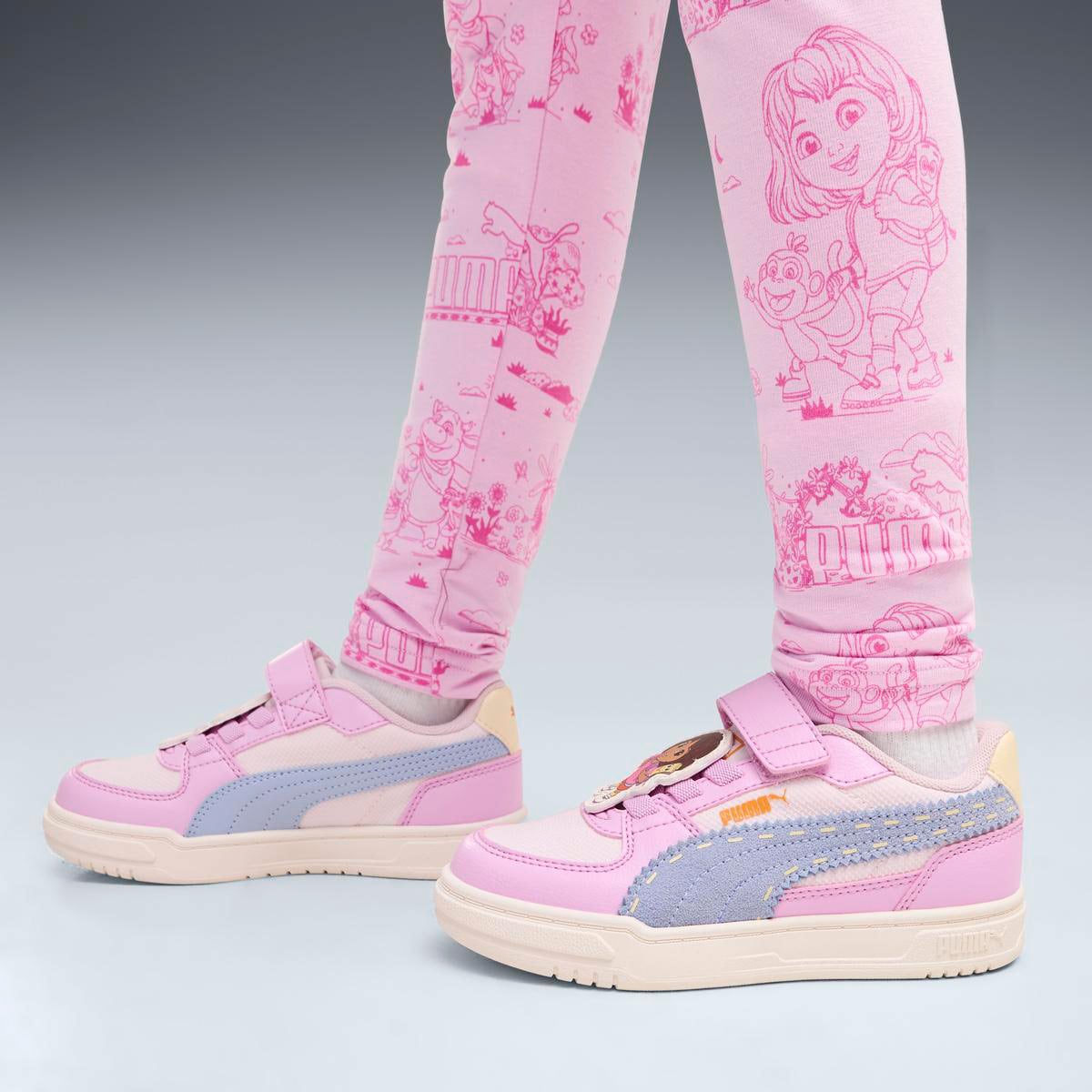 ZAPATILLAS UNISEX PUMA URBANAS ROSADO CAVEN III DORA  - 2