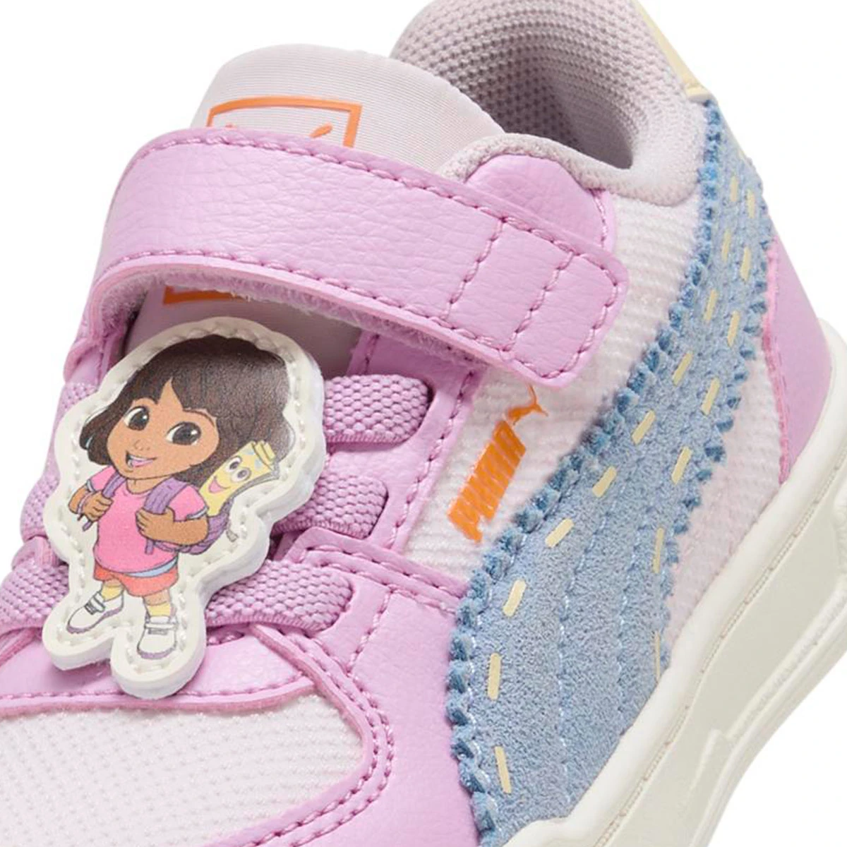 ZAPATILLAS UNISEX PUMA URBANAS ROSADO CAVEN III DORA  - 5