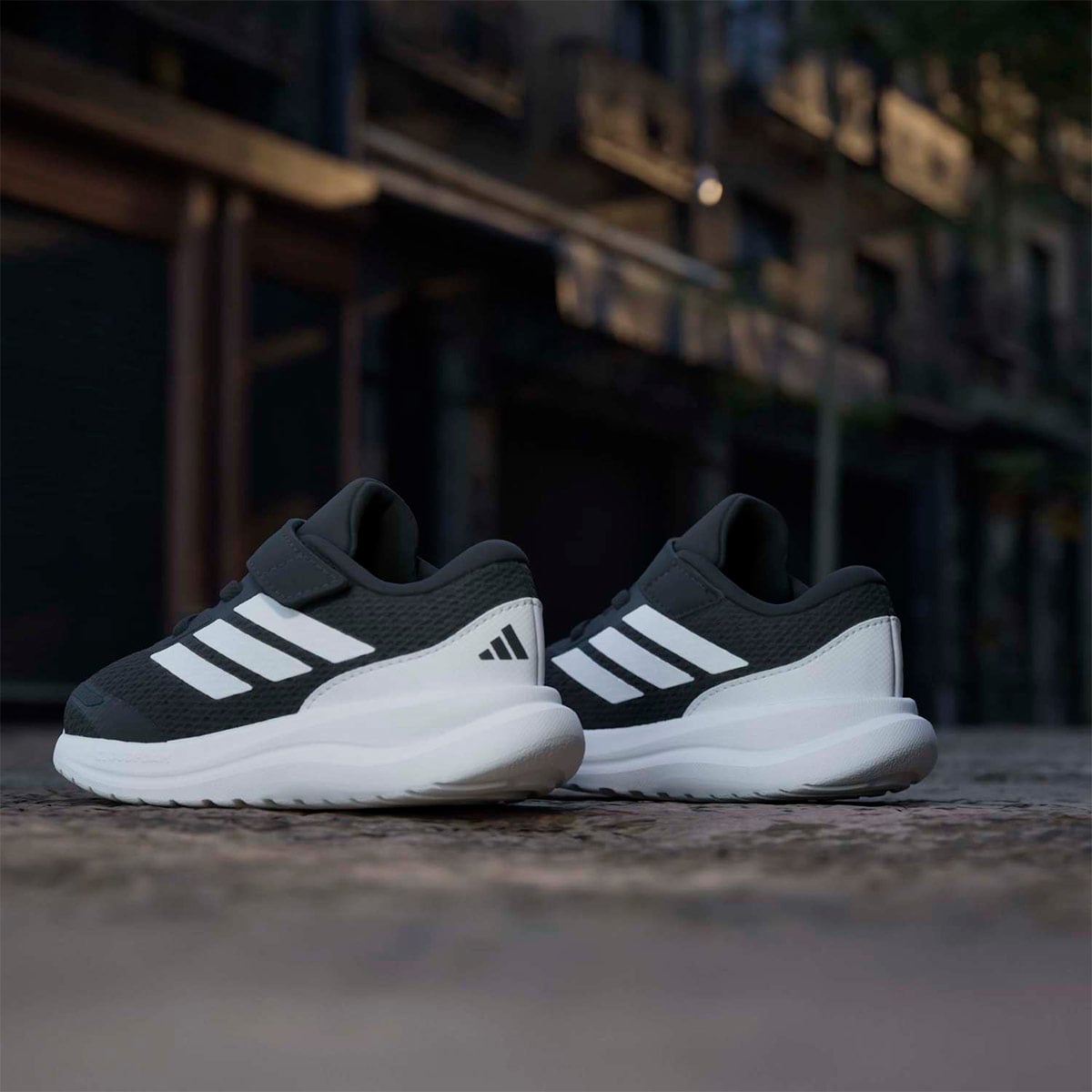 ZAPATILLAS NIÑO ADIDAS URBANAS RUNFALCON 6 - 6