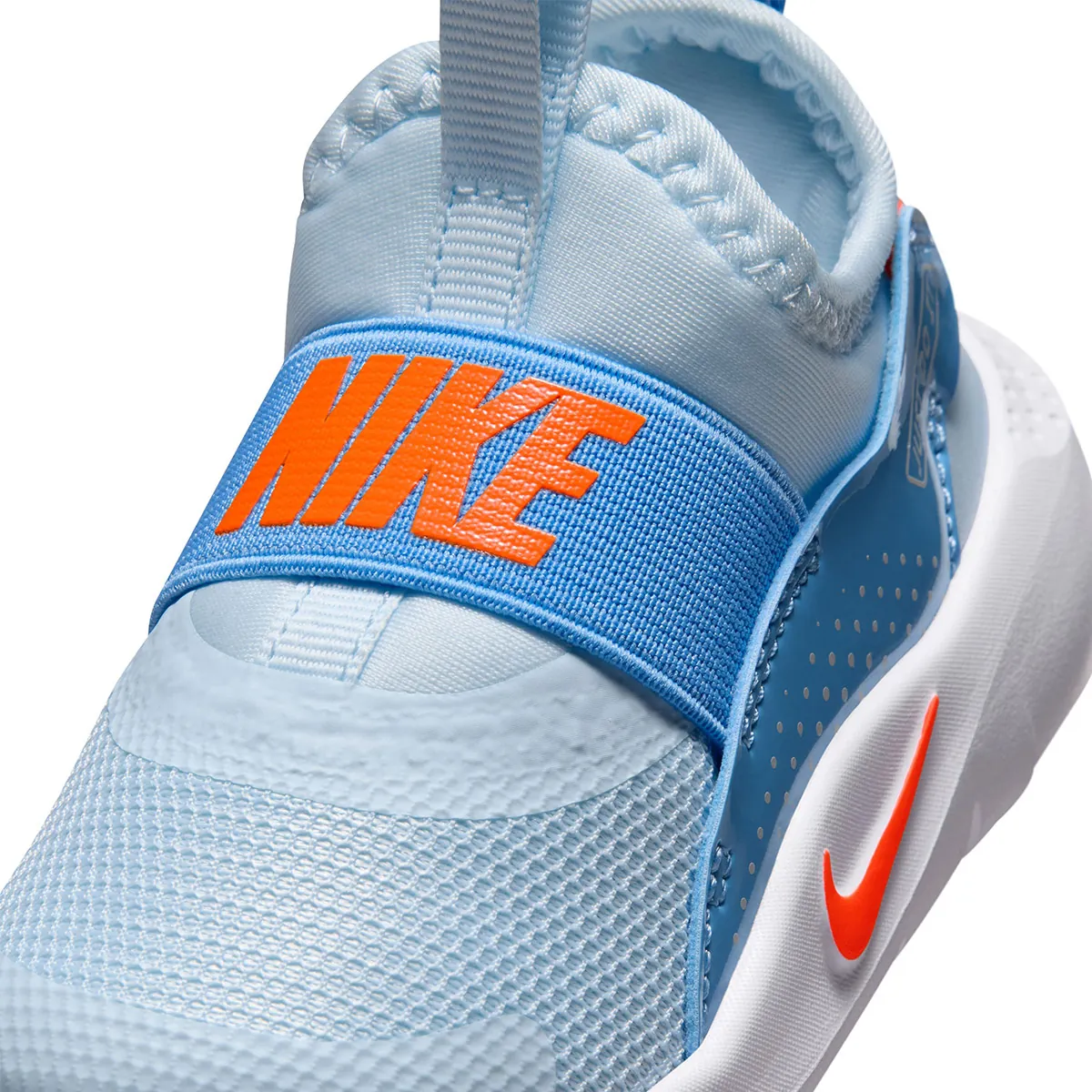 ZAPATILLAS UNISEX NIKE RUNNING FLEX RUNNER 4 TD - 5