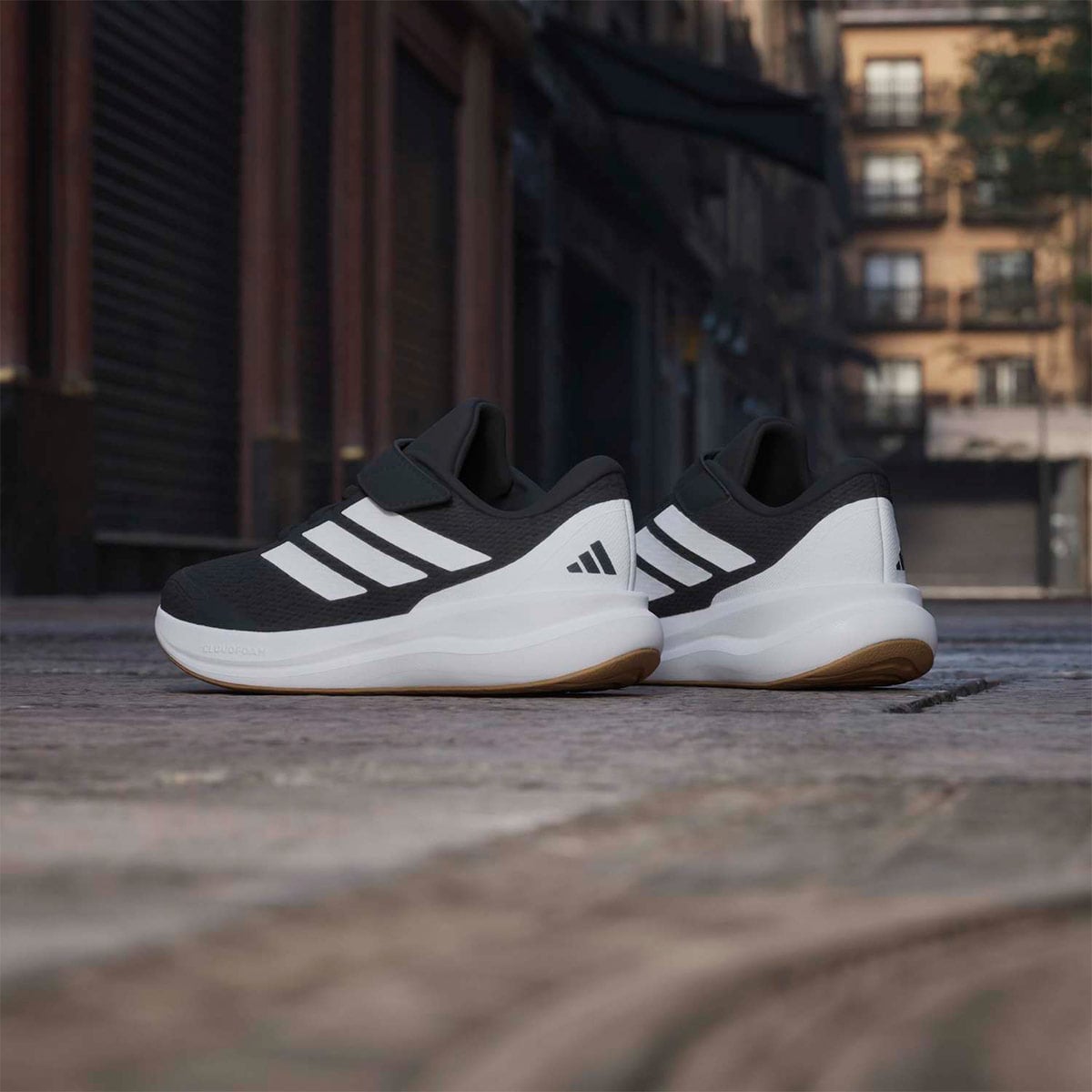 ZAPATILLAS NIÑO ADIDAS URBANAS RUNFALCON 6 - 6
