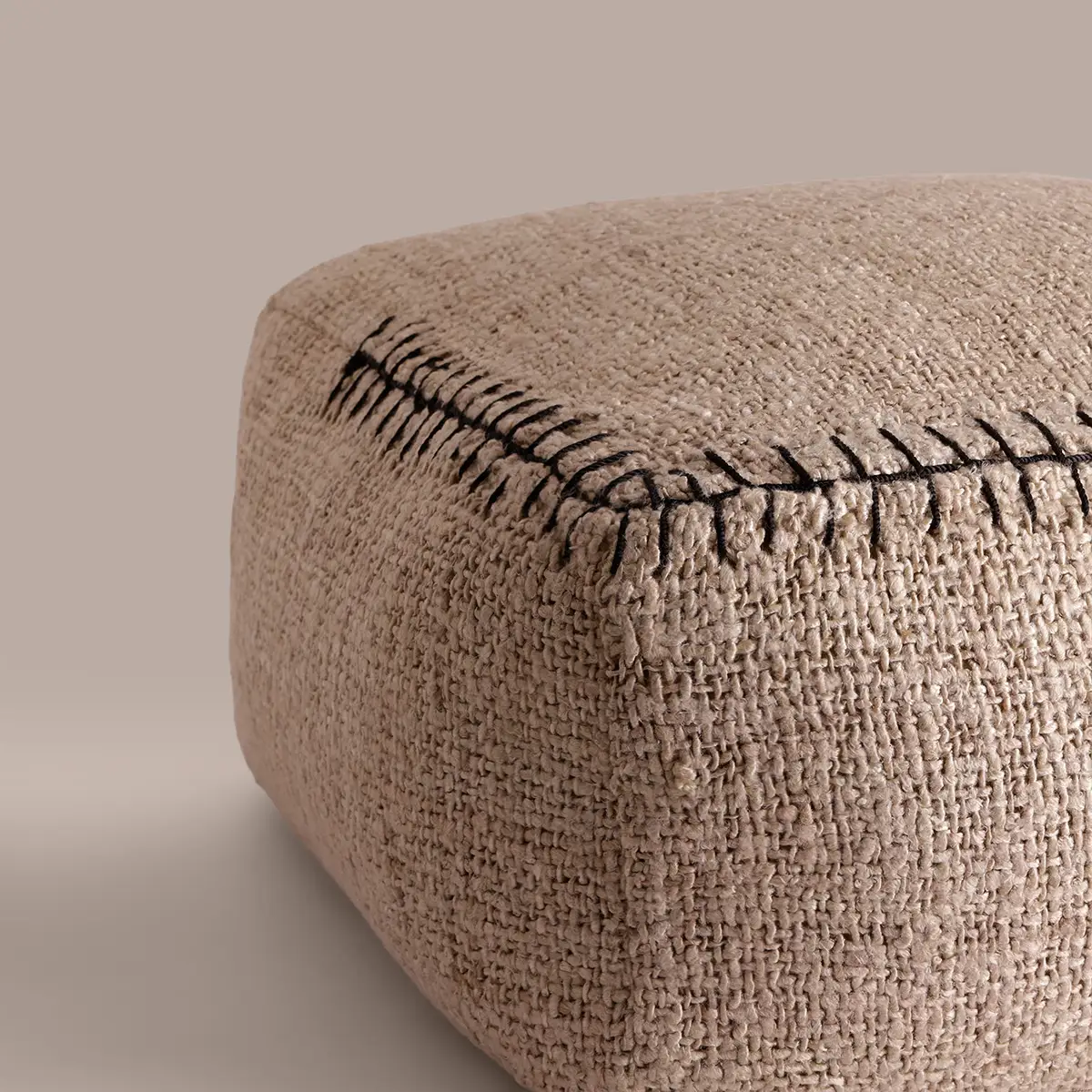 PUFF RIPLEY HOME BEIGE FRANJA NEGRA 20X50 - 3