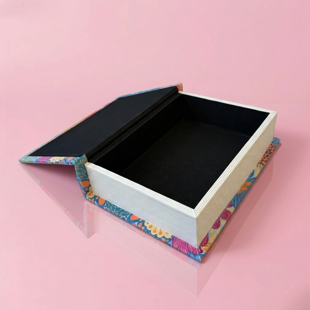 CAJA LIBRO FOLKÁNICA MUJER 25X18 CM - 4