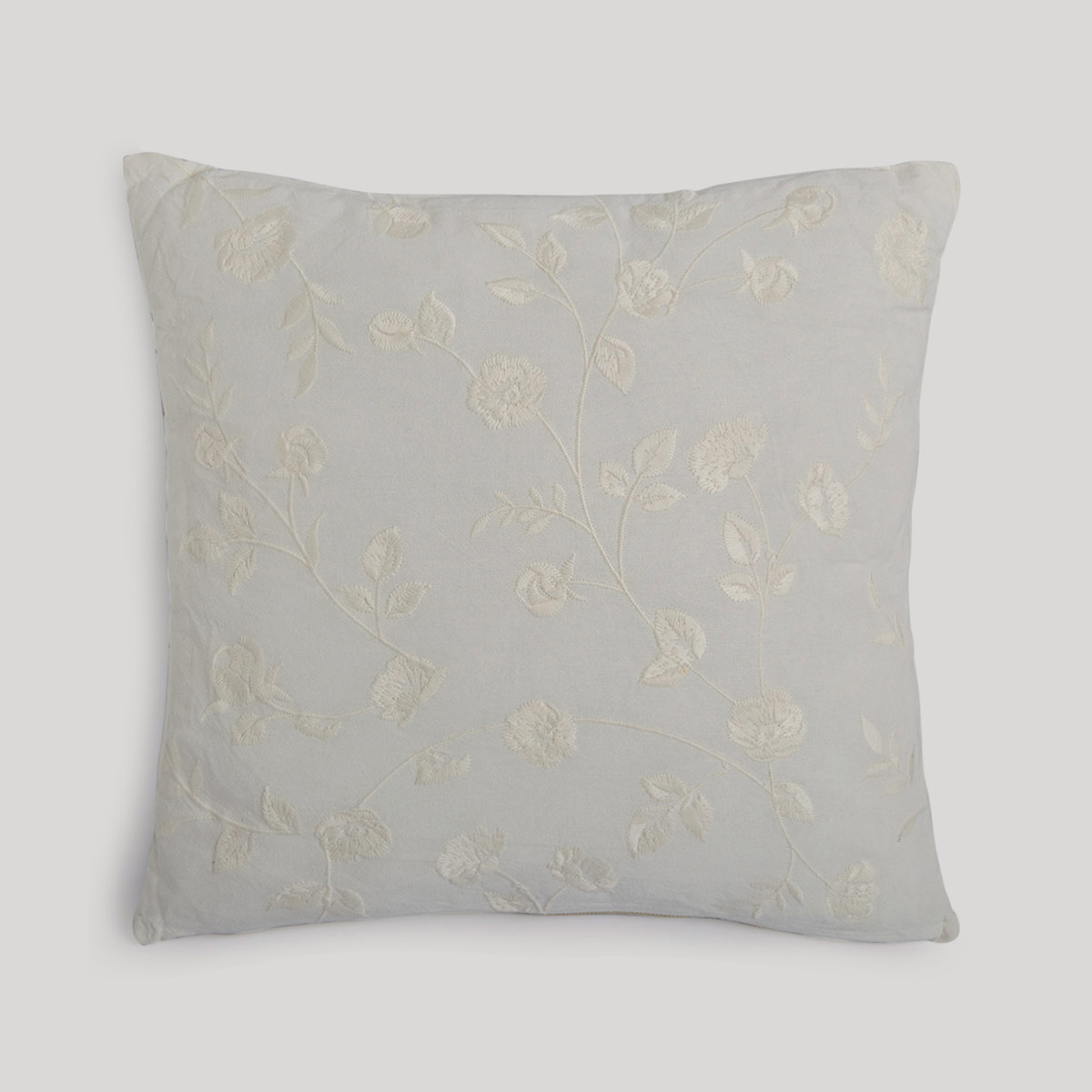 COJÍN RIPLEY HOME FLORES 43X43 CM BLANCO - 2