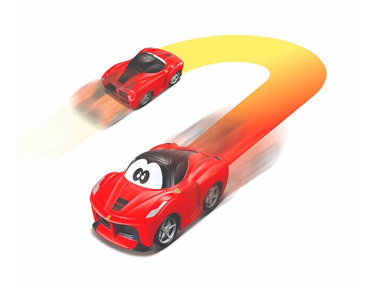 AUTO STRAWBERRY VUELTAS EN U JUGUETE BEBE BB JUNIOR FERRARI GIROS - 2
