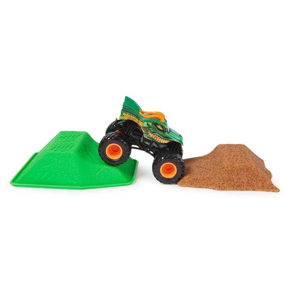 SET MONSTER JAM 6065106 JUEGO VEHICULO A ESCALA 1 64 - 1