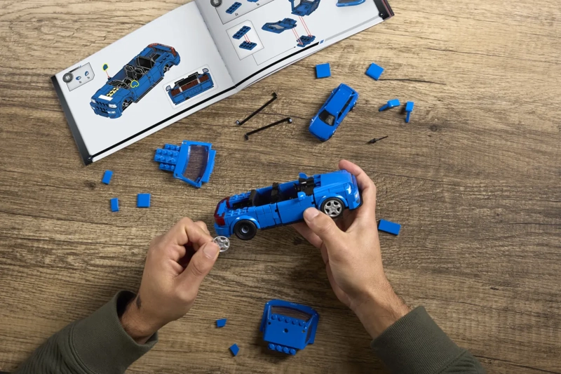 JUGUETE DE CONSTRUCCIÓN SPEED '94 AUDI AVANT RS2 HOT WHEELS - 8