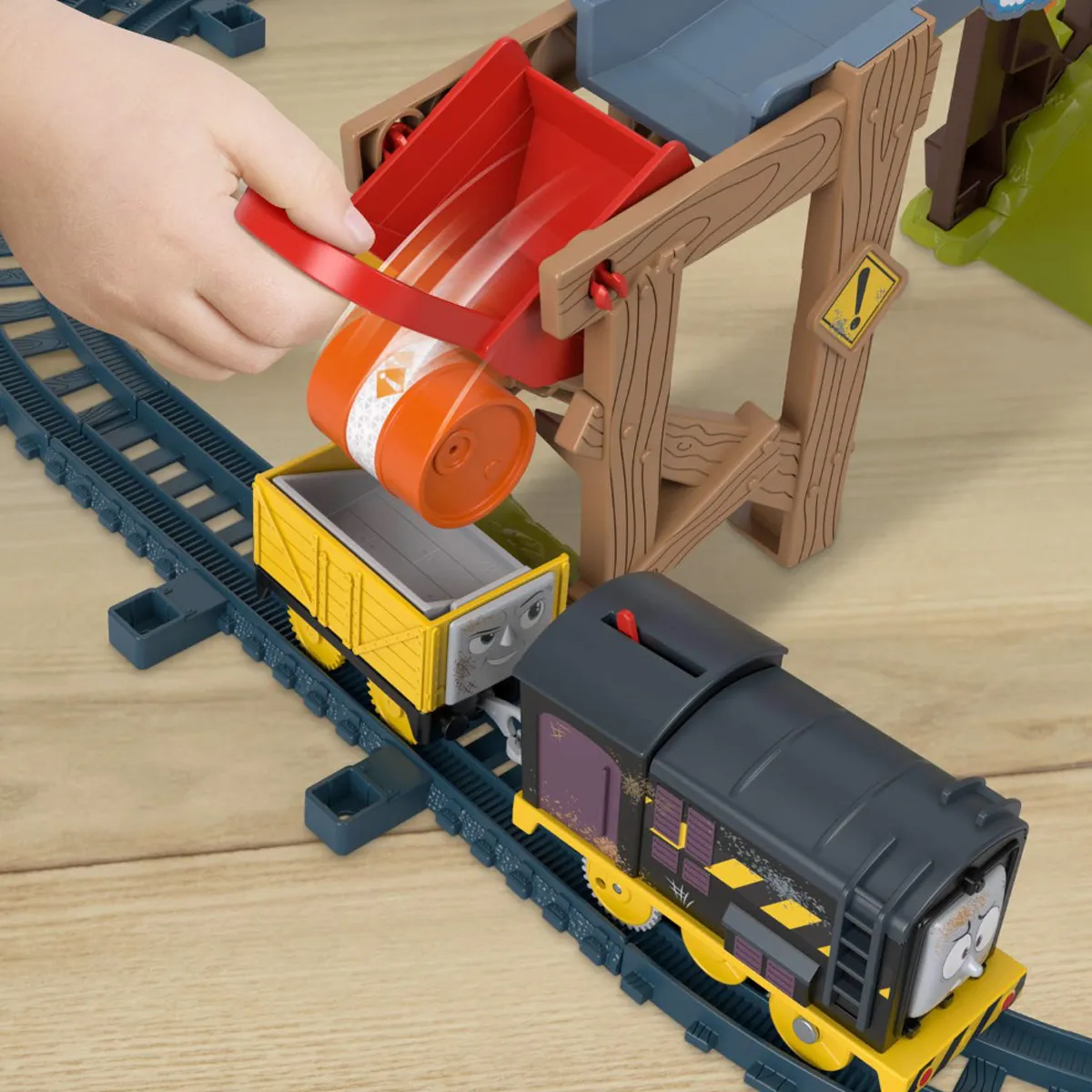 THOMAS & FRIENDS PISTA MOTORIZADA CONSTRUCCIÓN DIESEL - 5