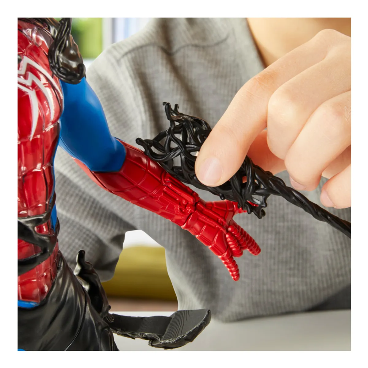 FIGURA ACCIÓN MARVEL SPIDERMAN VENOMVERSUS TRANSFORMACIÓN LÍQUIDA - 6