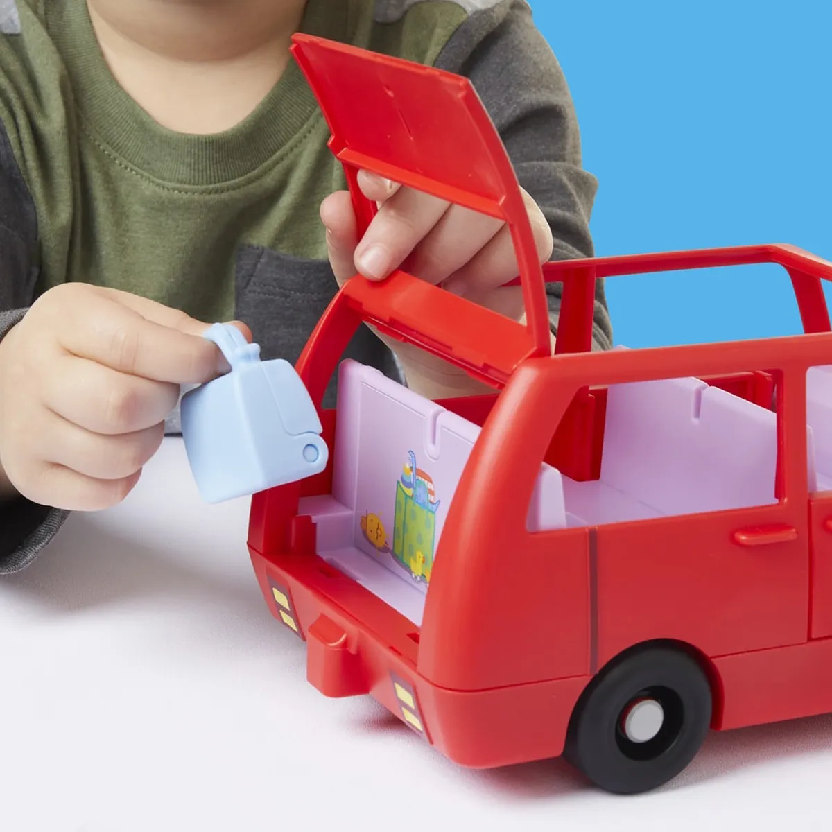 MUÑECA PEPPA PIG EL GRAN AUTO DE LA FAMILIA DE PEPPA - 9