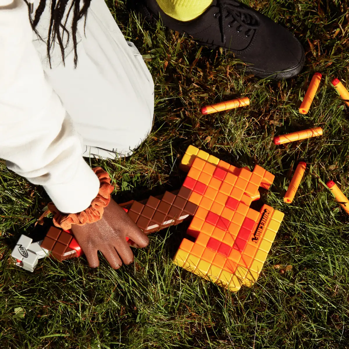 LANZADOR NERF MINECRAFT FIREBRAND HACHA - 7