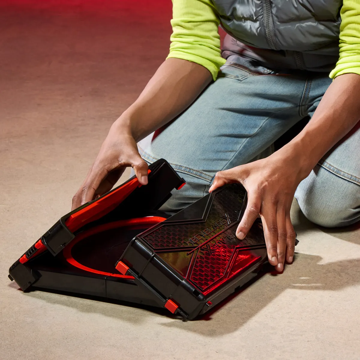 LANZADOR BEYBLADE BEYESTADIUM PORTATIL - 7