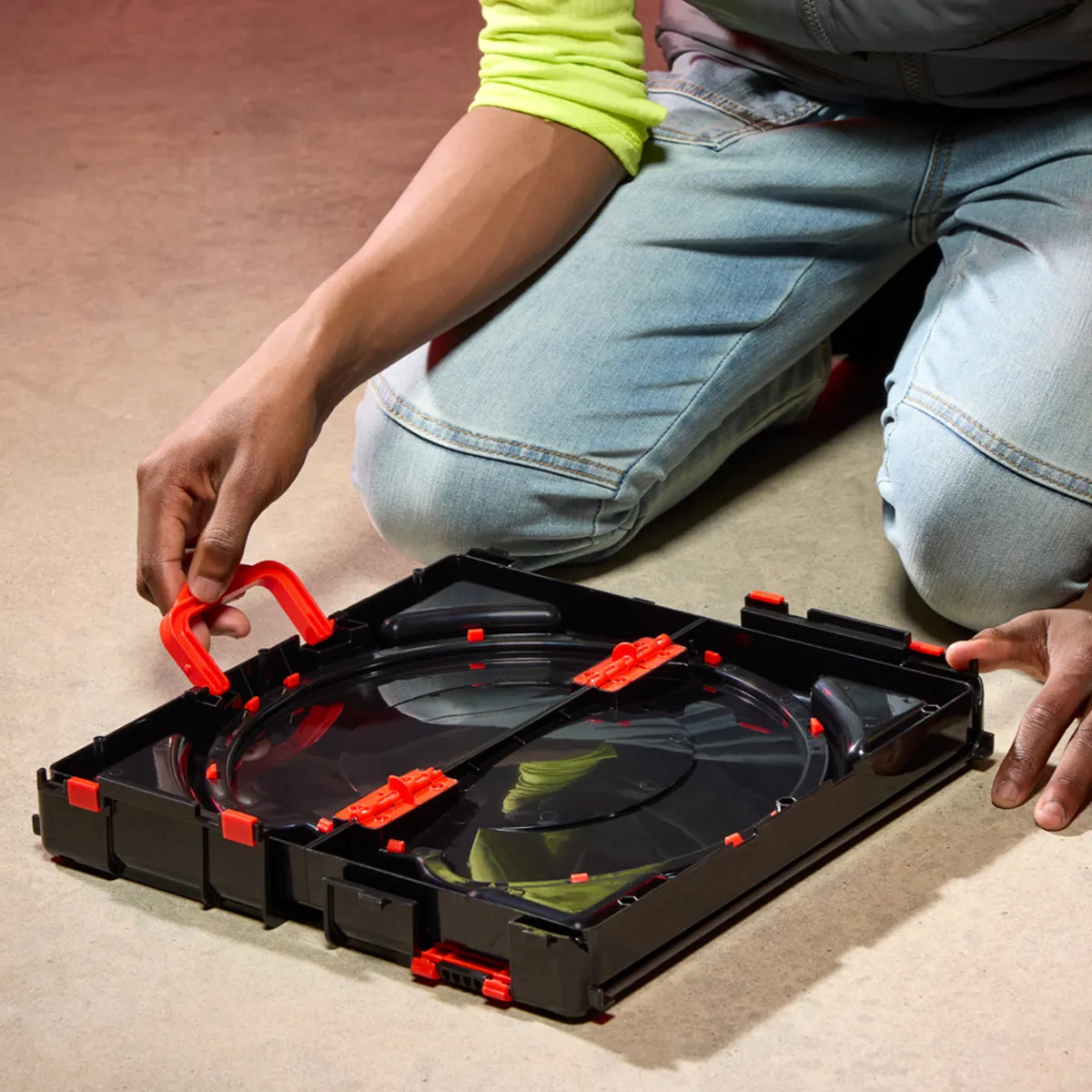 LANZADOR BEYBLADE BEYESTADIUM PORTATIL - 8