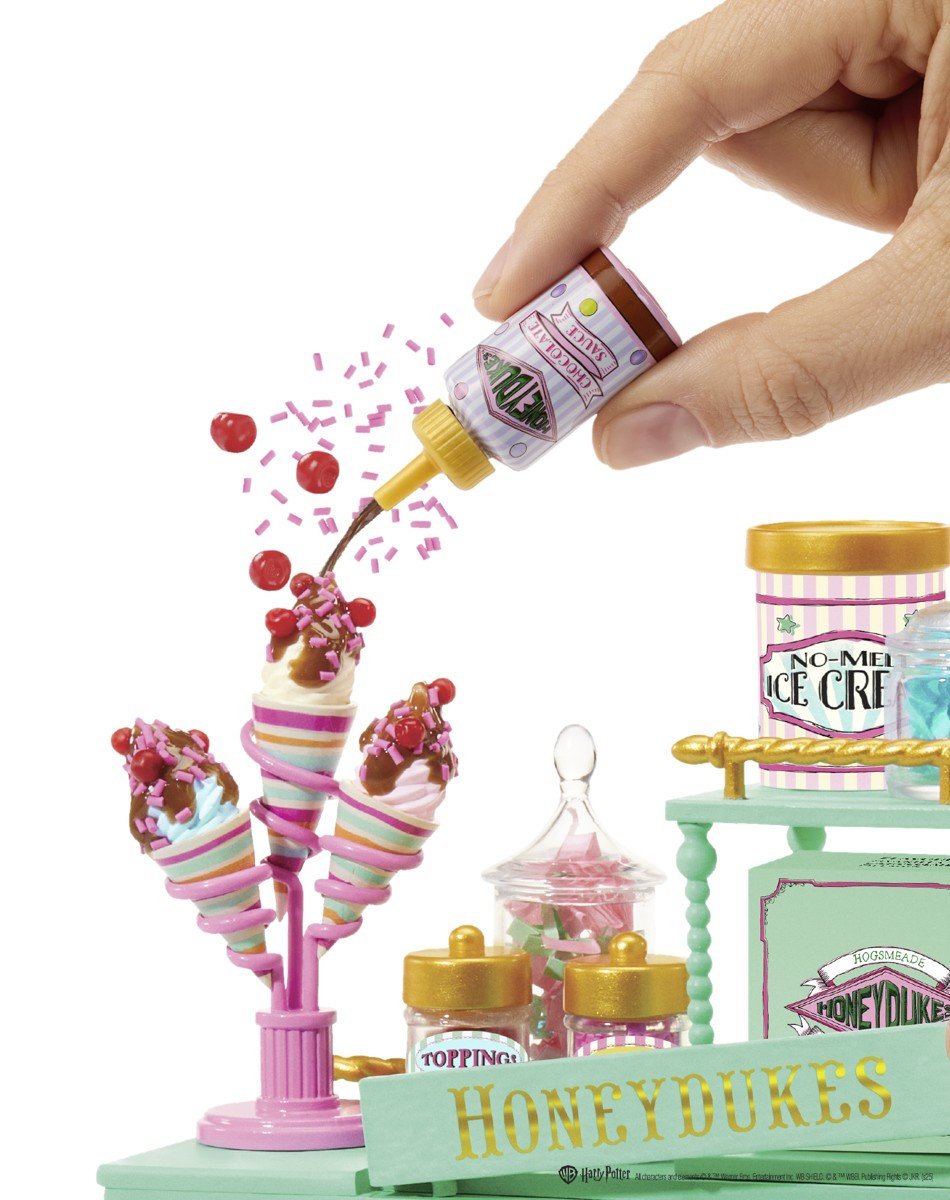 MGA's Miniverse - Make It Mini Harry Potter Honeydukes Playset - 5