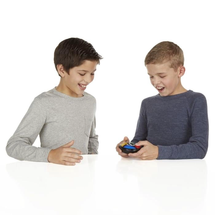 JUEGO DE MESA HASBRO GAMES SIMON MICRO SERIES - 6