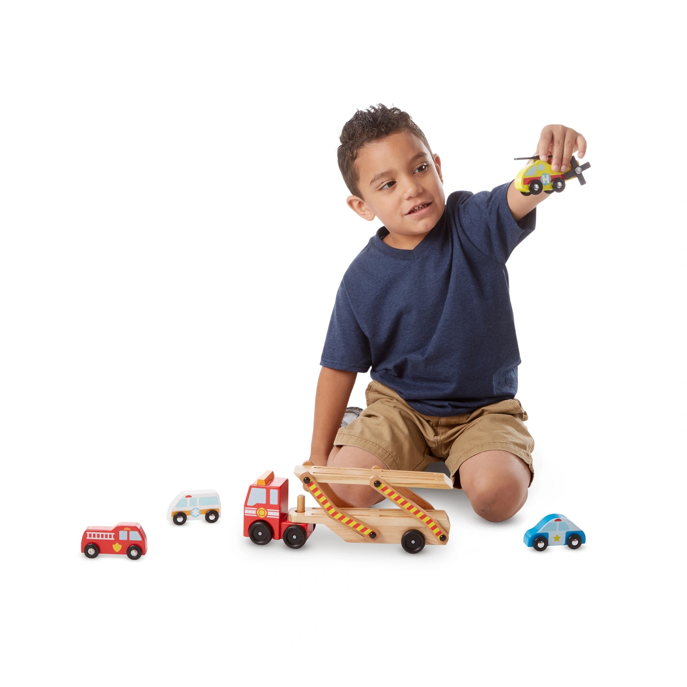 CAMION TRANSPORTADOR CON VEHICULO DE EMERGENCIA MELISSA AND DOUG - 2
