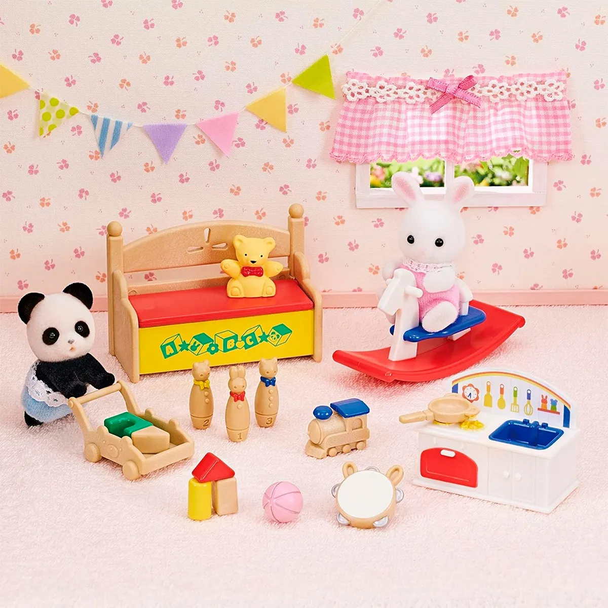 FIGURA COLECCIONABLE SYLVANIAN FAMILIES SET CUARTO JUEGOS CON BEBES - 3