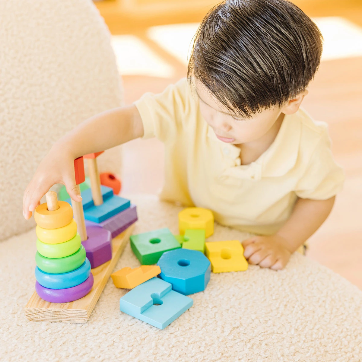 JUEGO DE MESA MELISSA & DOUG JUGUETE PARA APILAR CON FORMAS GEOMETRICAS - 3