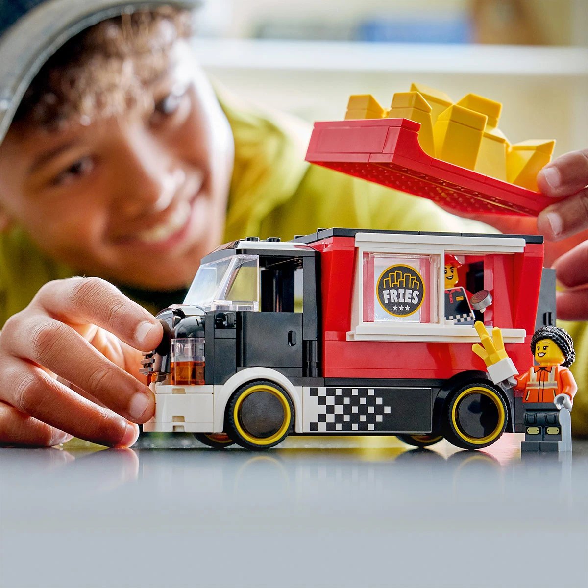BLOQUES DE CONSTRUCCIÓN LEGO CAMIÓN DE PATATAS FRITAS - 2