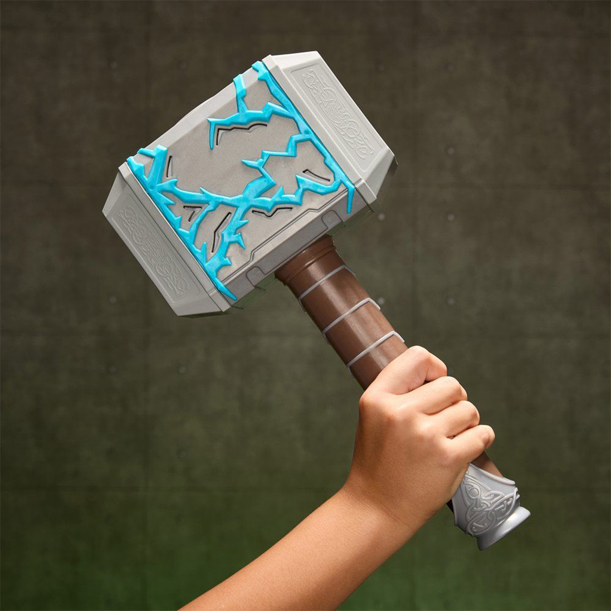 MARTILLO ATRONADOR DE THOR MARVEL AVENGERS: DOOMSDAY - 11