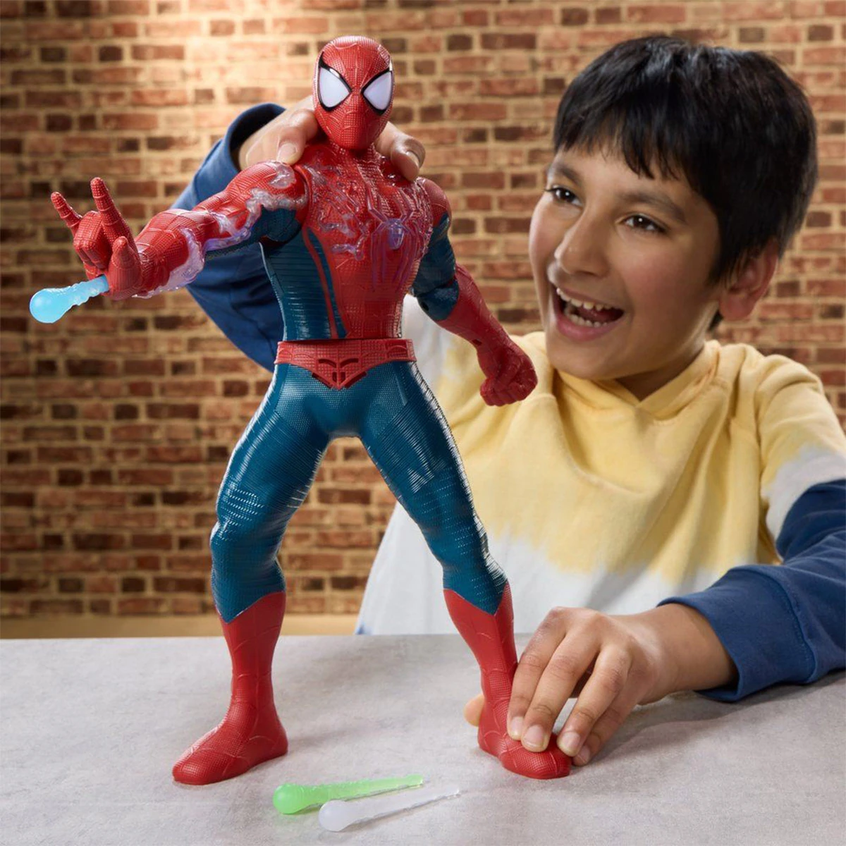 FIGURA DE ACCIÓN SPIDERMAN BRAND NEW DAY ENERGIZADO SPIDERMAN - 9