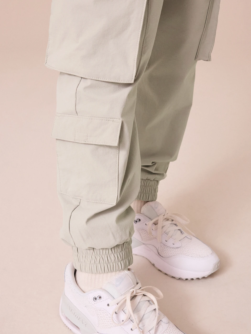 PANTALÓN DE BUZO CARGO NIÑO NEXT - 5