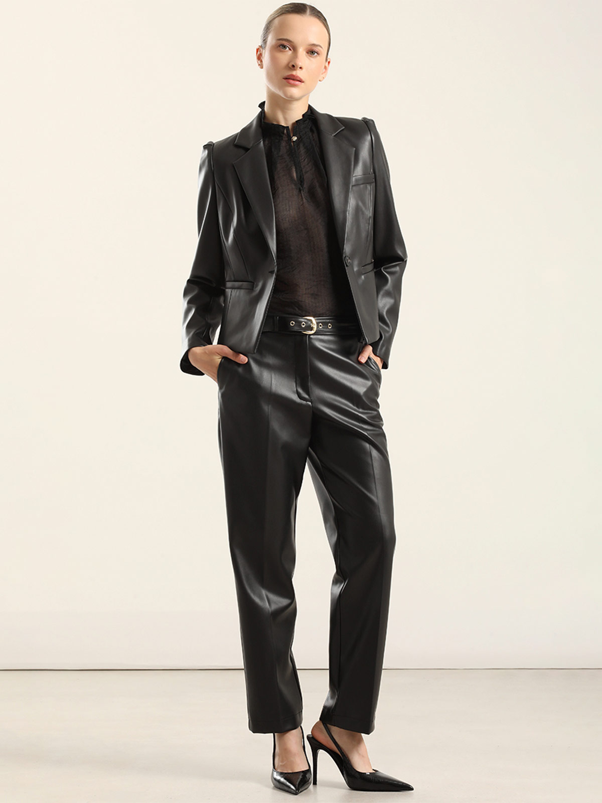 PANTALÓN MUJER LIOLA - 1
