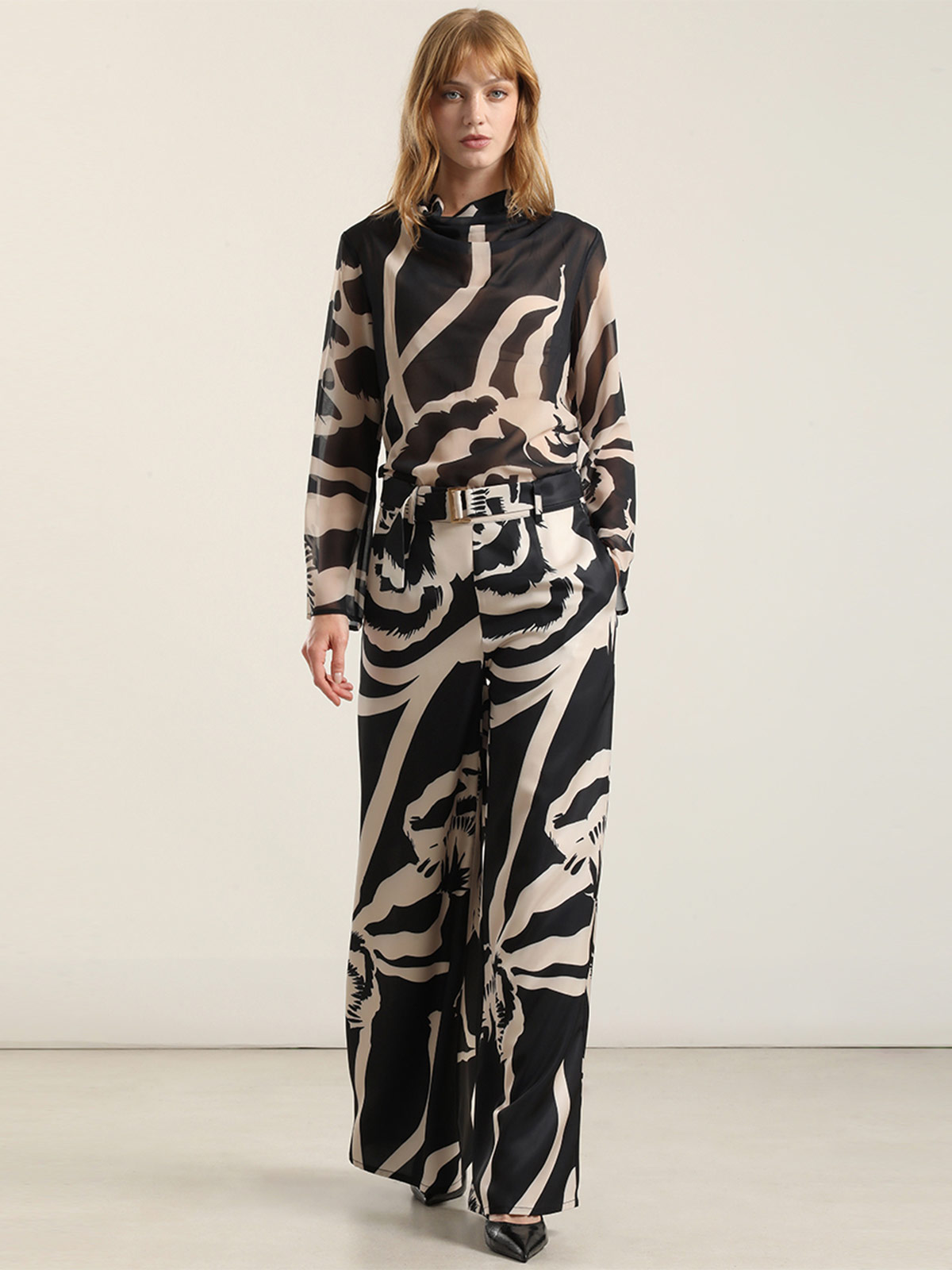 PANTALÓN REGULAR MUJER LIOLA ESTAMPADO - 2