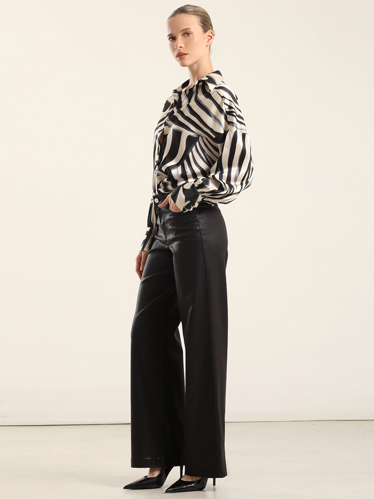PANTALÓN RECTO MUJER LIOLA FOLIA CROCCO - 2