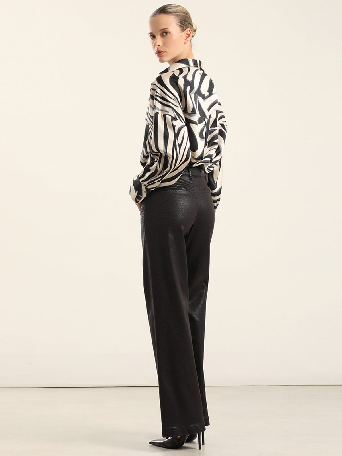 PANTALÓN RECTO MUJER LIOLA FOLIA CROCCO - 4