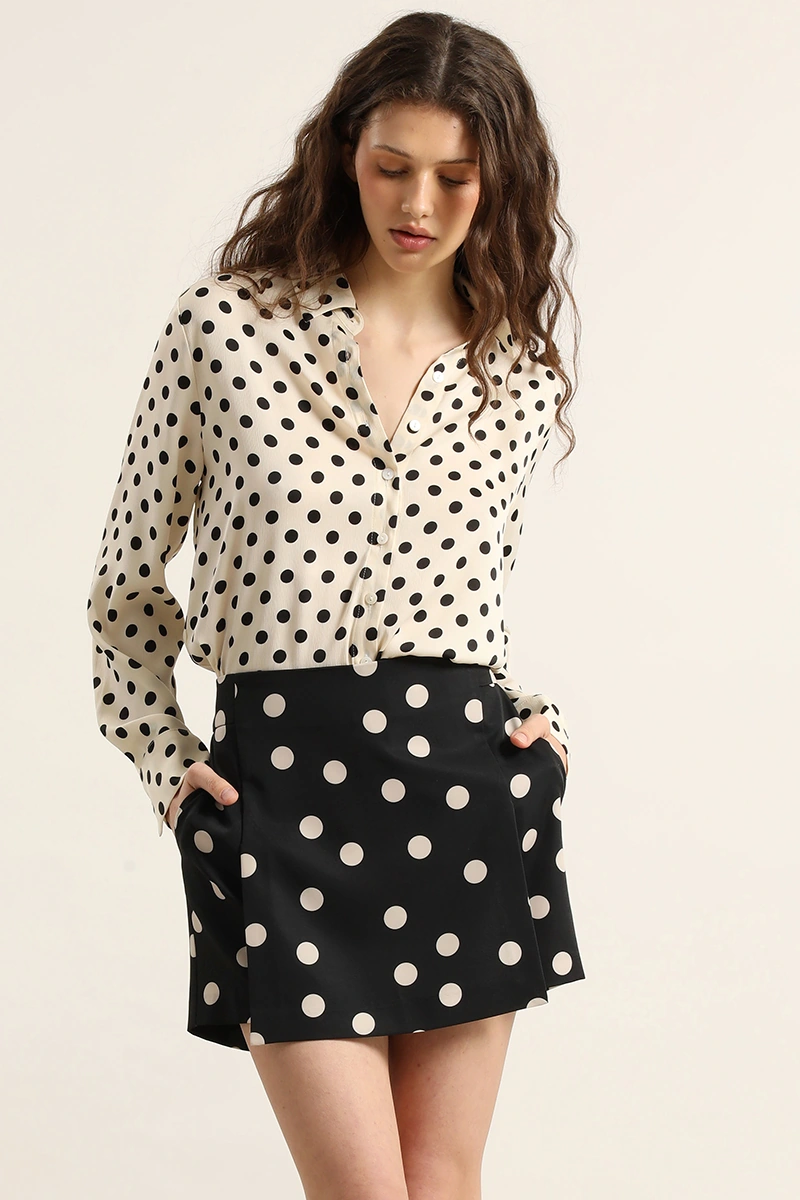 FALDA SHORT CEÑIDA MUJER LIOLA LUNARES - 5