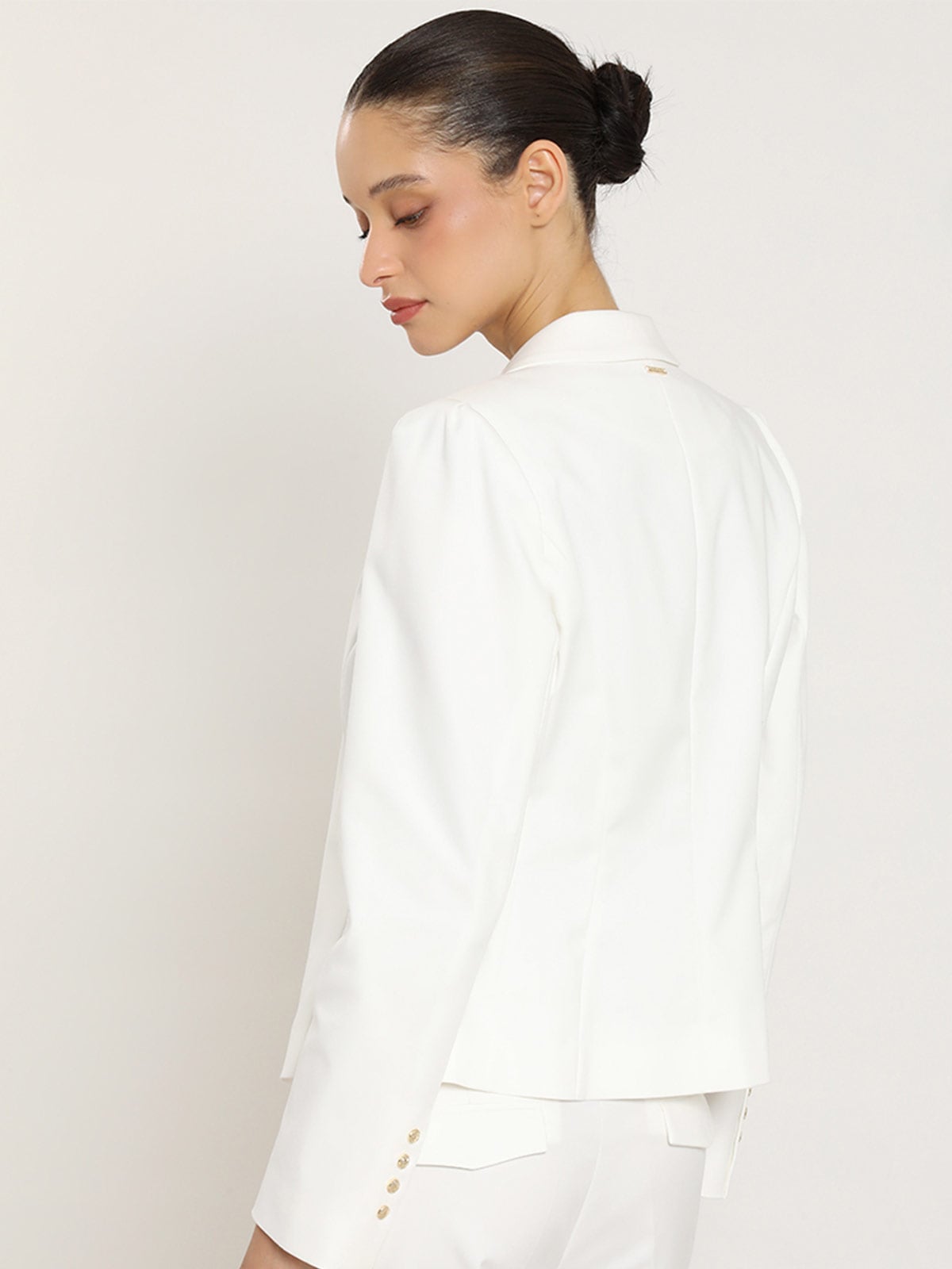 BLAZER MUJER LIOLA ENTALLADO HOMBRO - 3